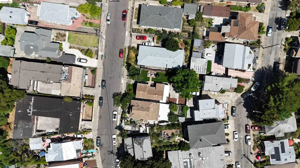 3007 Bona Street Oakland CA 94601
