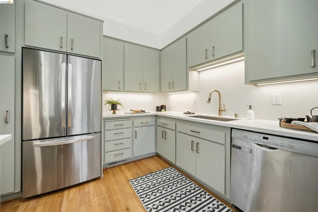 3 Windward Hill Oakland CA 94618