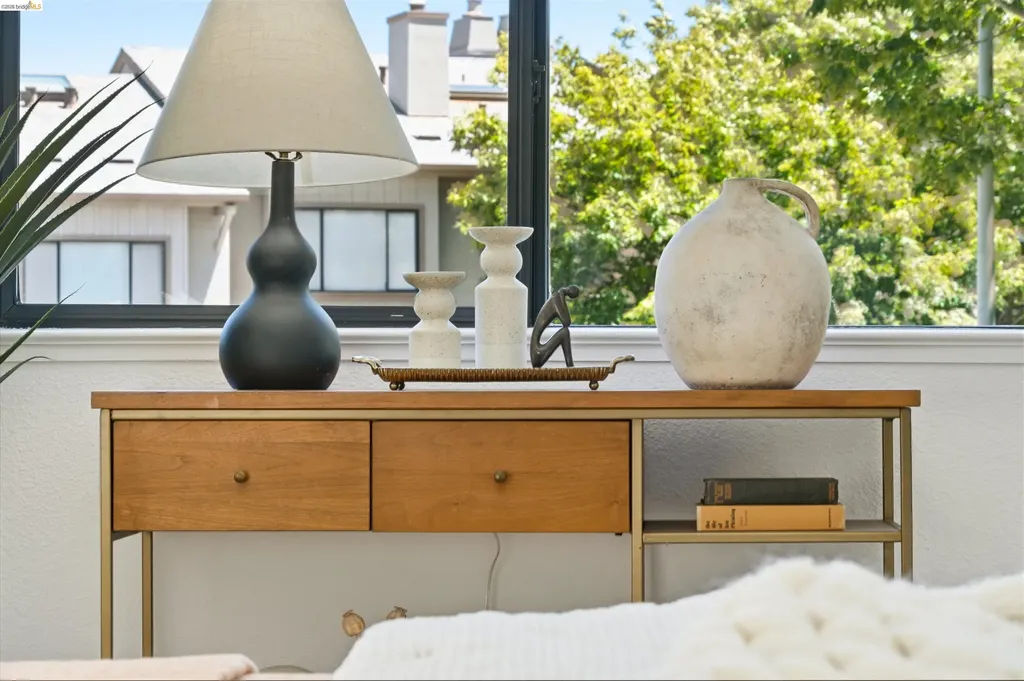 3 Windward Hill Oakland CA 94618