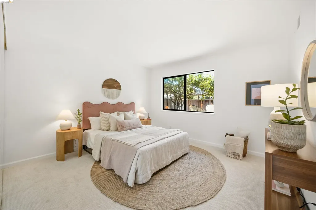 3 Windward Hill Oakland CA 94618