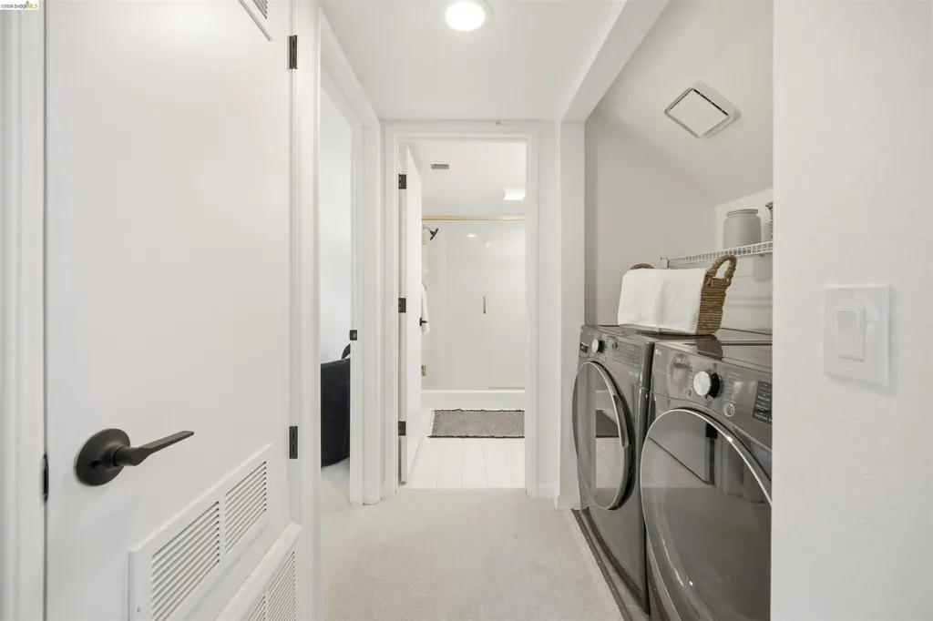 3 Windward Hill Oakland CA 94618