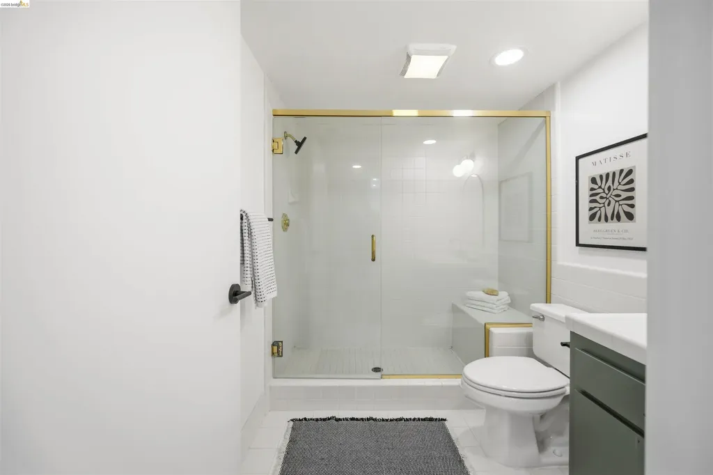 3 Windward Hill Oakland CA 94618