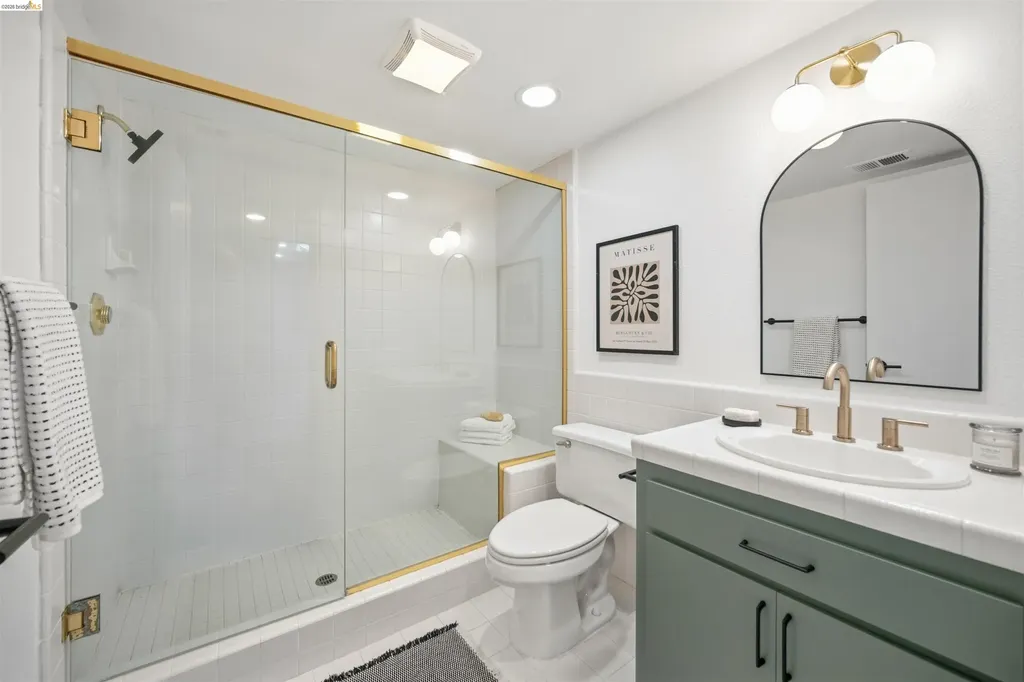 3 Windward Hill Oakland CA 94618