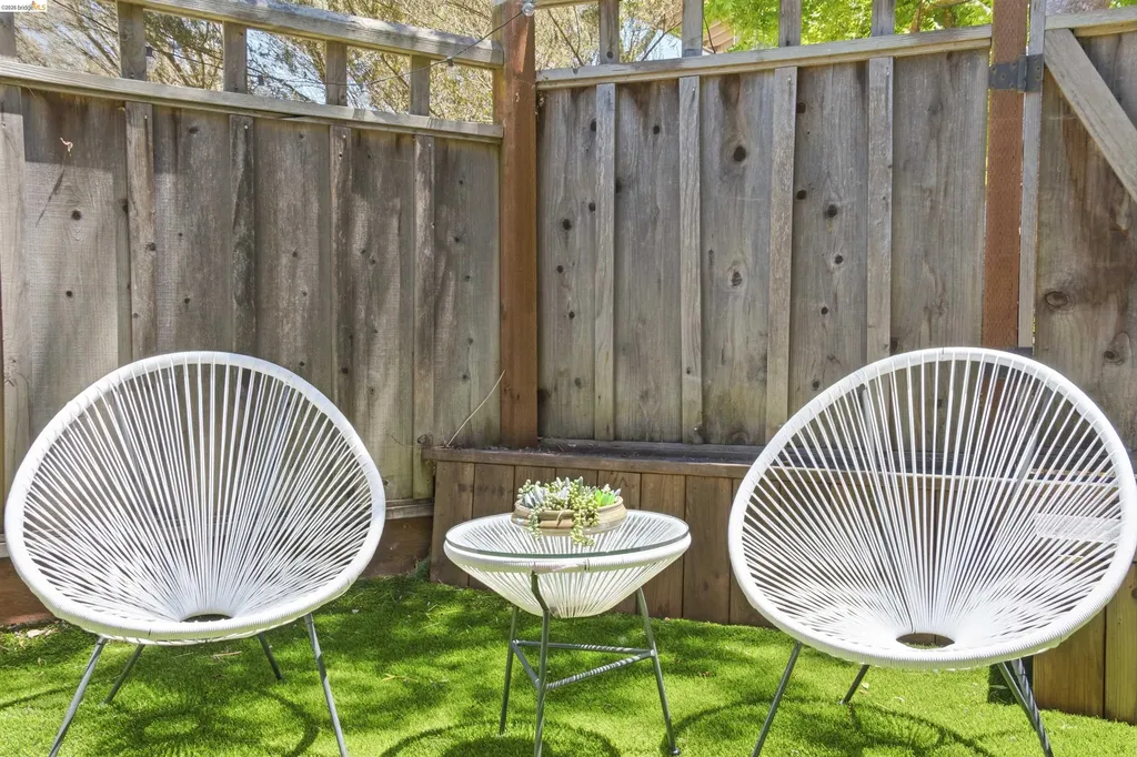 3 Windward Hill Oakland CA 94618