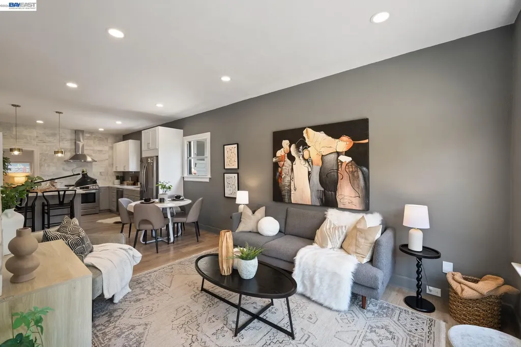 2617 Santa Clara Avenue Alameda CA 94501