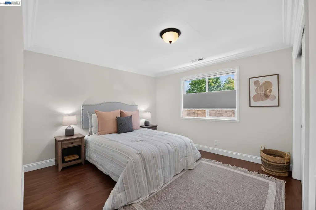 20556 Forest Avenue Castro Valley CA 94546