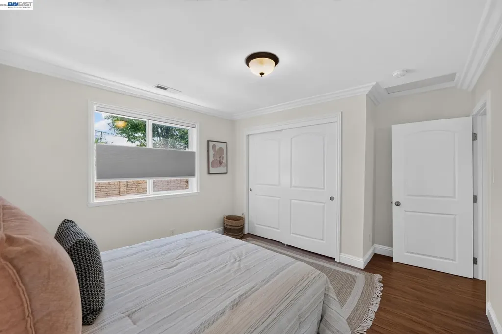 20556 Forest Avenue Castro Valley CA 94546