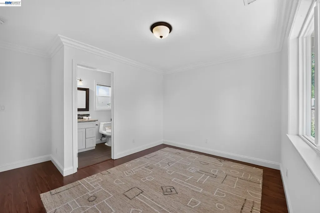 20556 Forest Avenue Castro Valley CA 94546