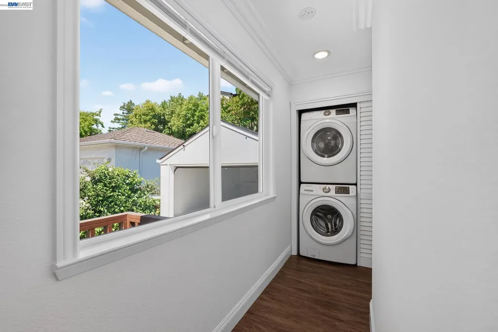 20556 Forest Avenue Castro Valley CA 94546