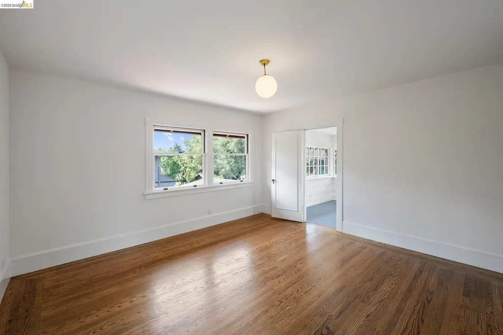 2714 Woolsey Street Berkeley CA 94705