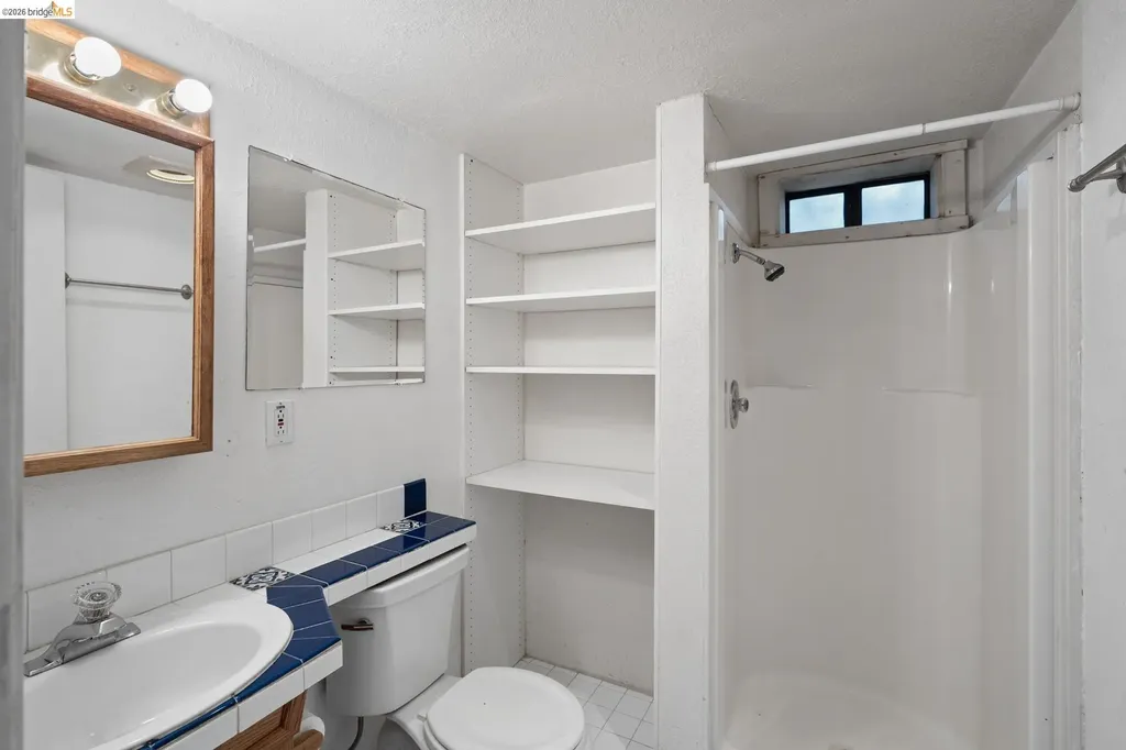 2714 Woolsey Street Berkeley CA 94705