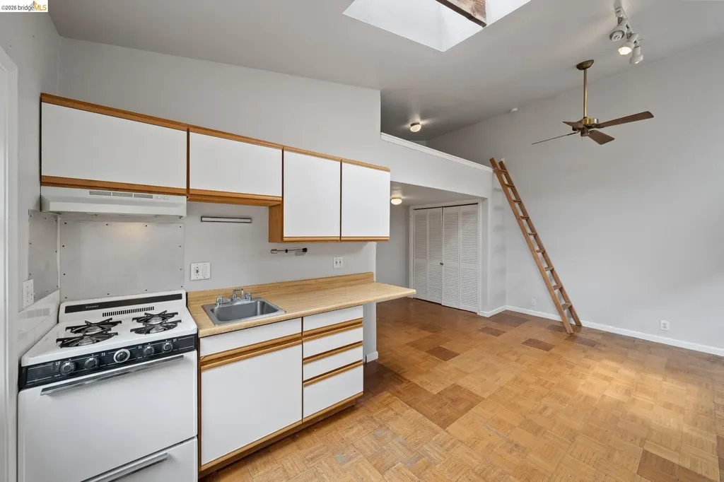 2714 Woolsey Street Berkeley CA 94705