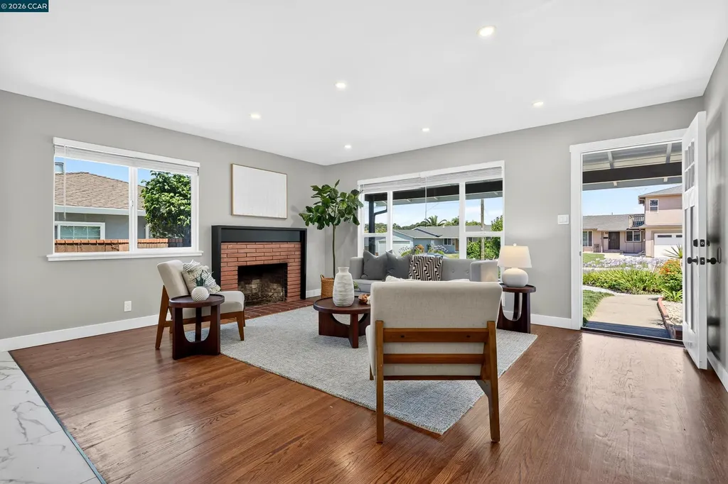2823 Delmore Road San Pablo CA 94806