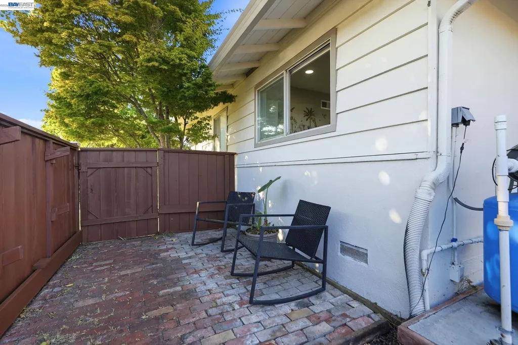 2394 Tahiti Street Hayward CA 94545
