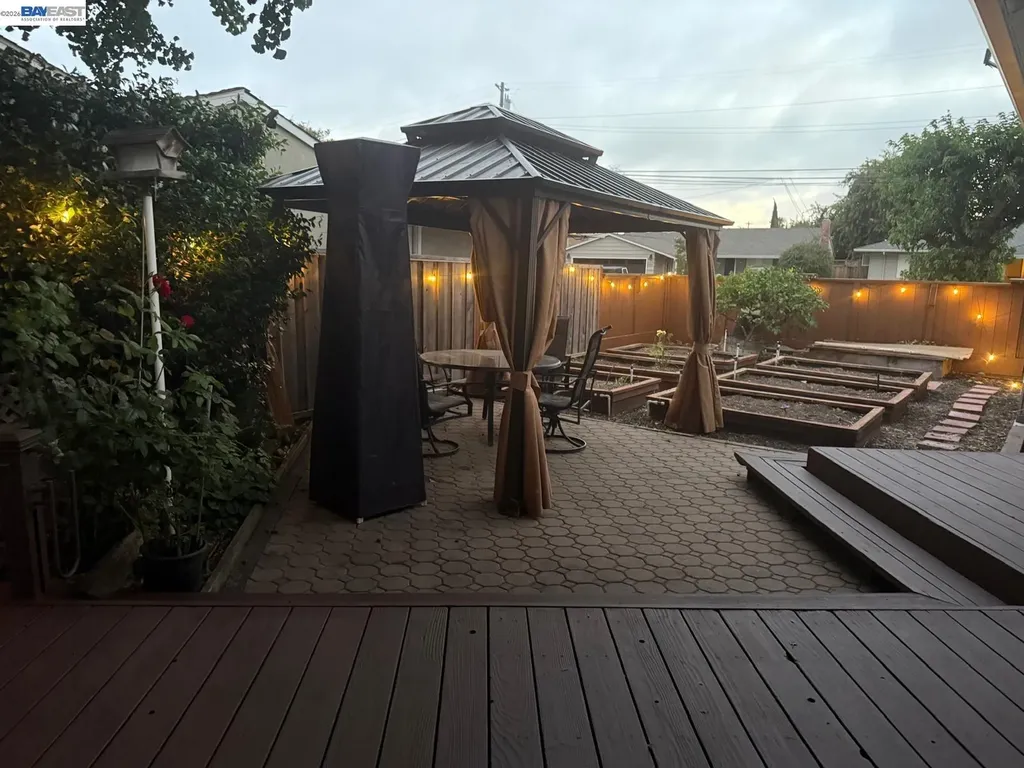 2394 Tahiti Street Hayward CA 94545