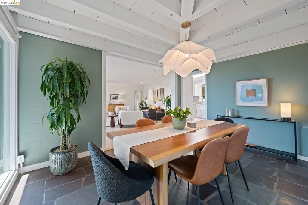 100 Avenida Drive Berkeley CA 94708