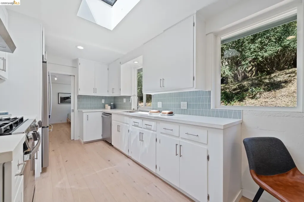 100 Avenida Drive Berkeley CA 94708