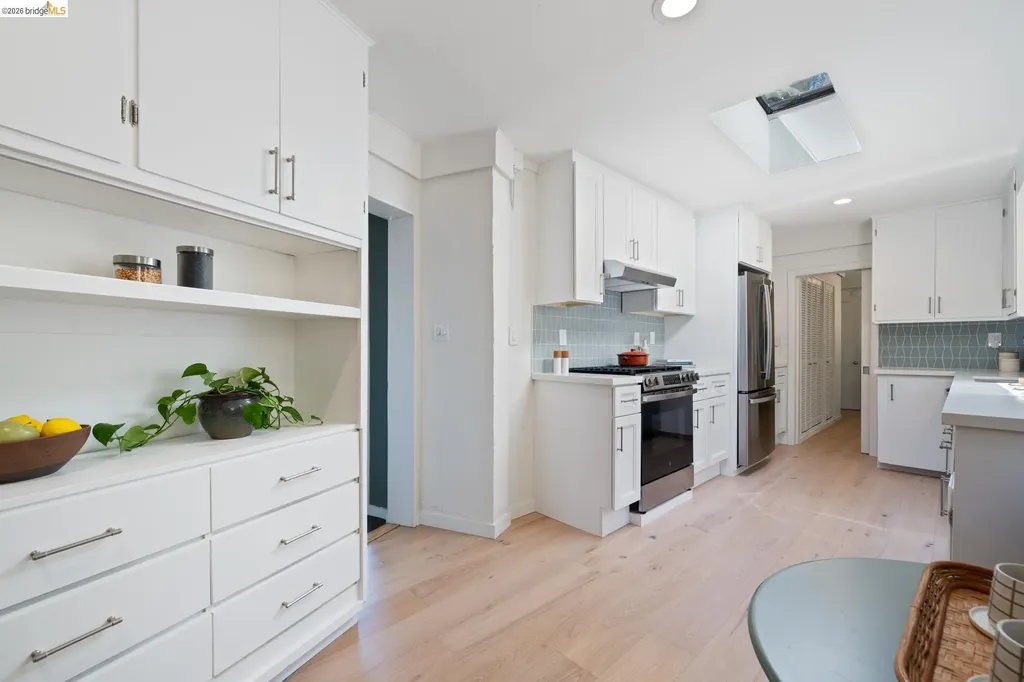 100 Avenida Drive Berkeley CA 94708