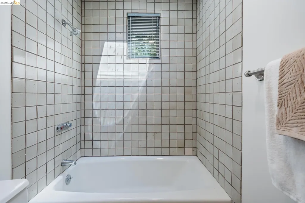 100 Avenida Drive Berkeley CA 94708