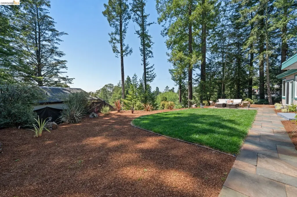 100 Avenida Drive Berkeley CA 94708
