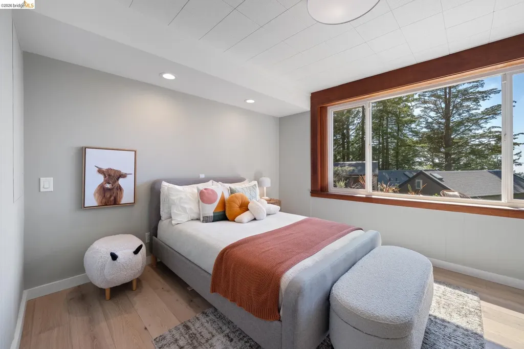 100 Avenida Drive Berkeley CA 94708