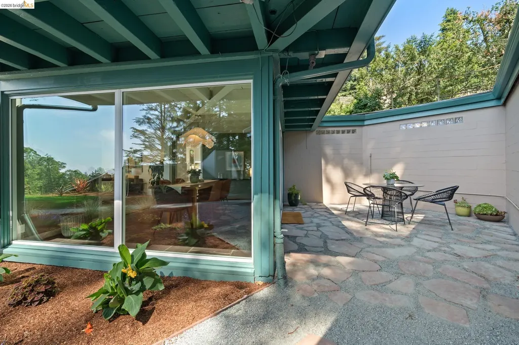 100 Avenida Drive Berkeley CA 94708