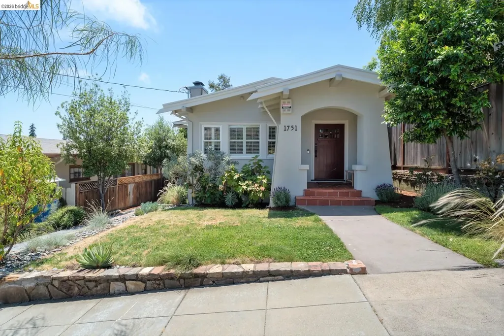 1751 38th Street Oakland CA 94602