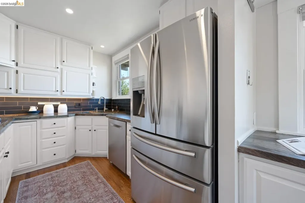 1751 38th Street Oakland CA 94602