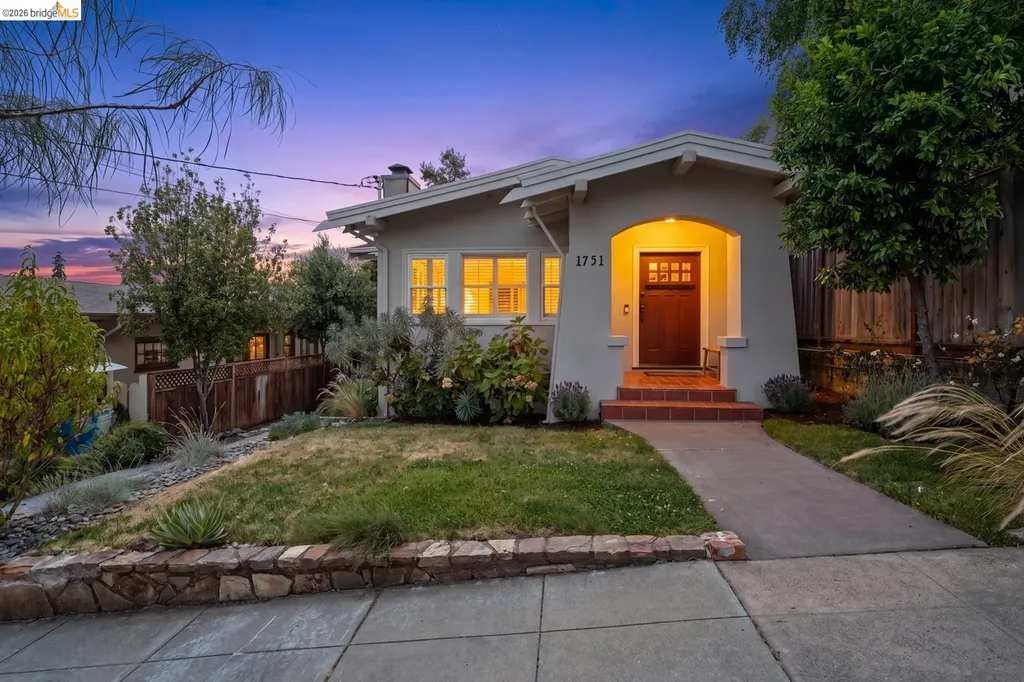 1751 38th Street Oakland CA 94602