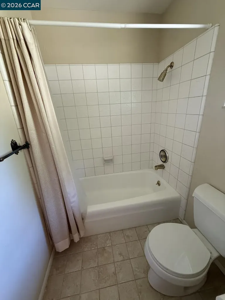 40 Carter Court El Sobrante CA 94803