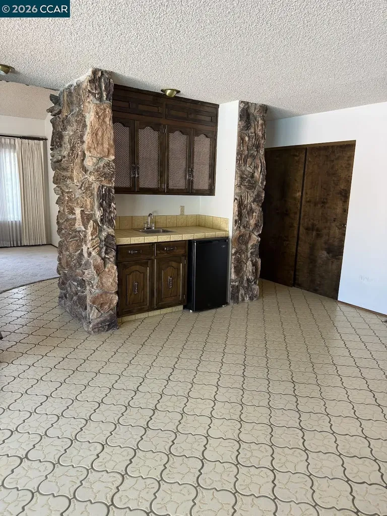 40 Carter Court El Sobrante CA 94803