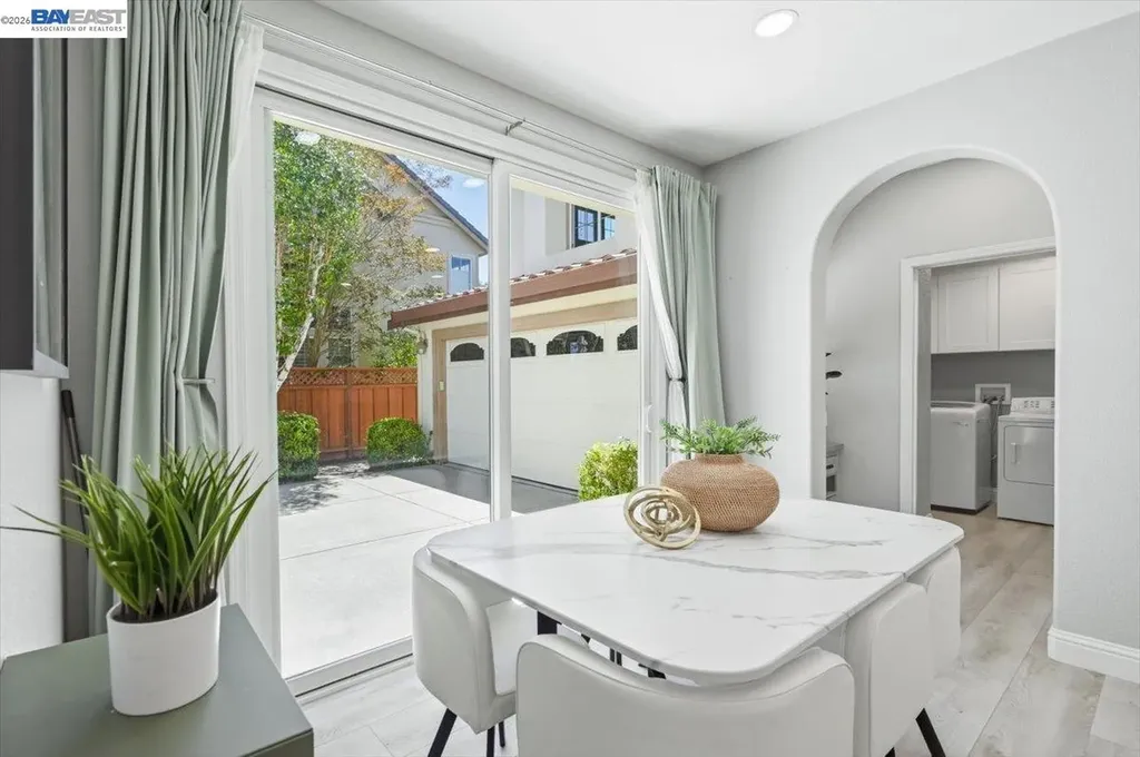5688 Cedar Crest Dublin CA 94568