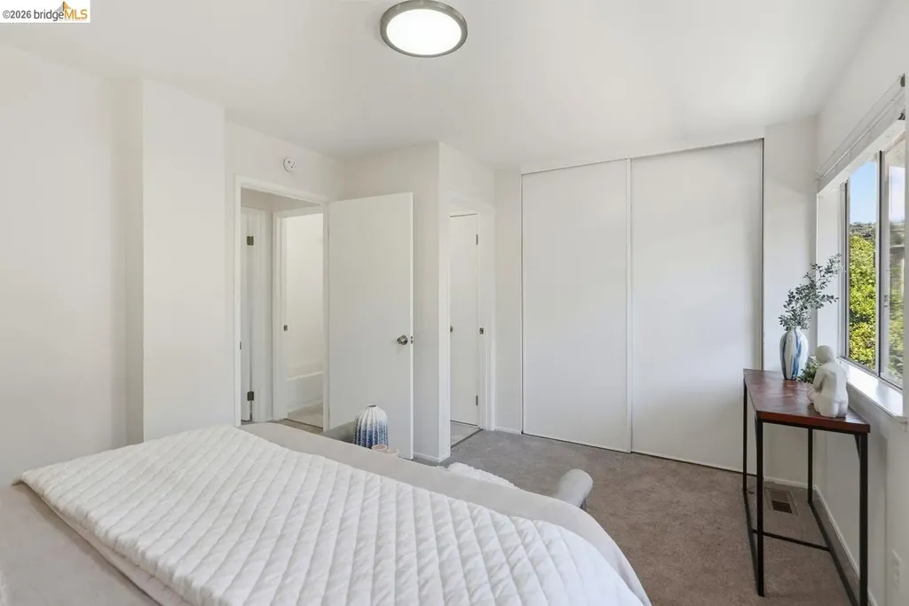 3800 Maybelle Avenue Oakland CA 94619