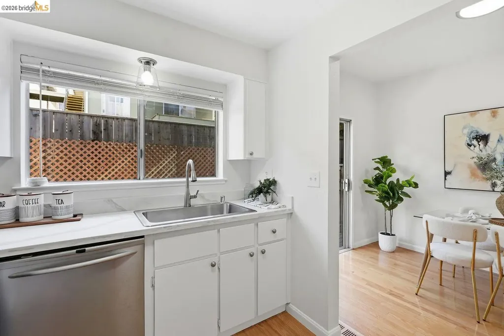 3800 Maybelle Avenue Oakland CA 94619