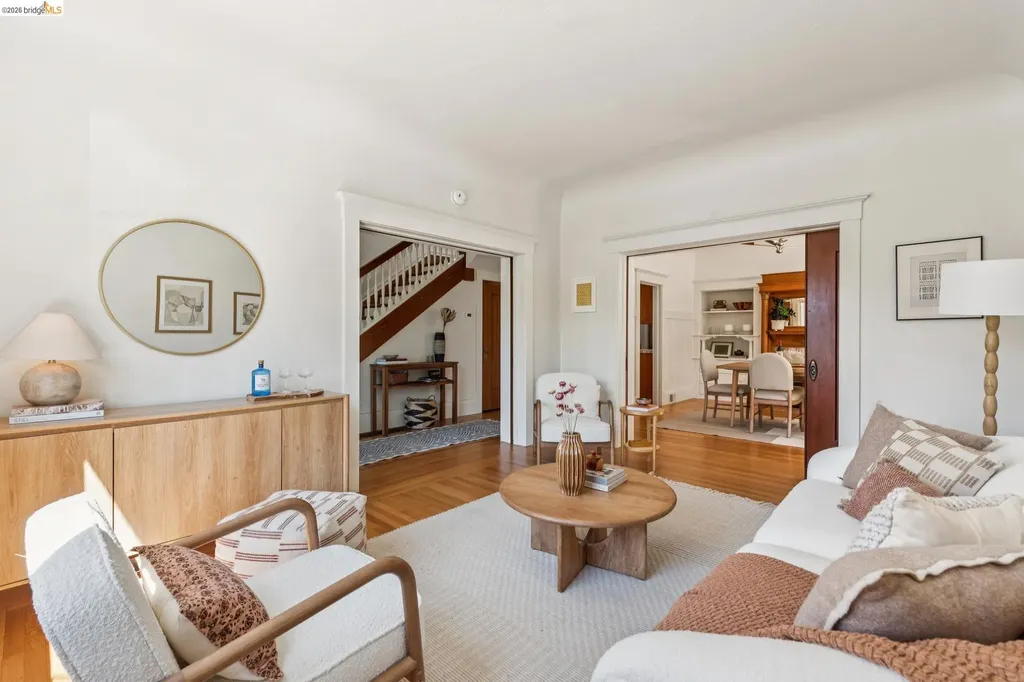 4130 Gilbert Street Oakland CA 94611