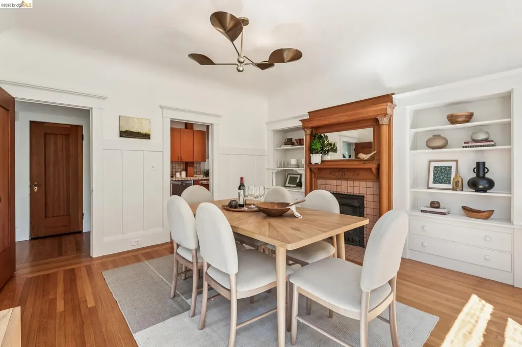 4130 Gilbert Street Oakland CA 94611