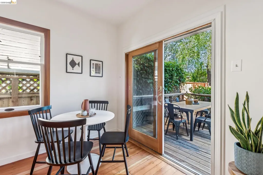 4130 Gilbert Street Oakland CA 94611