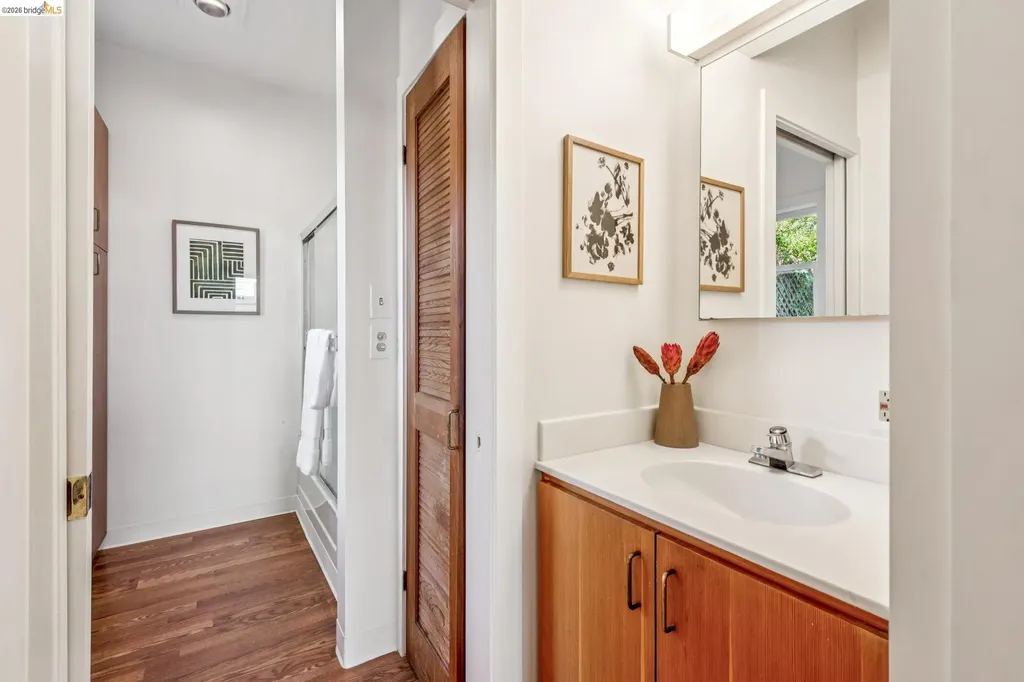 4130 Gilbert Street Oakland CA 94611