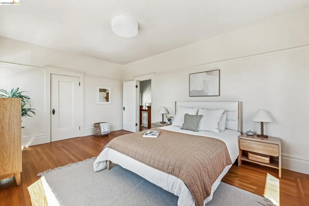 4130 Gilbert Street Oakland CA 94611