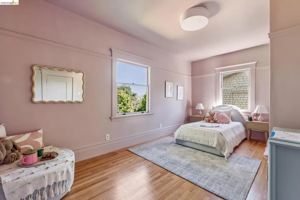 4130 Gilbert Street Oakland CA 94611