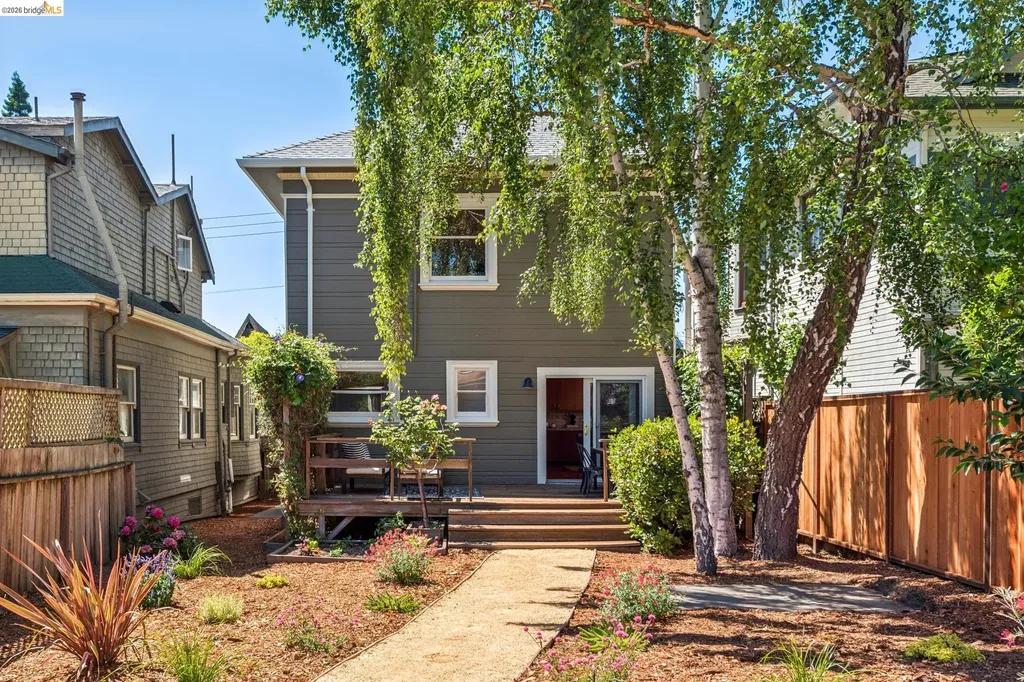 4130 Gilbert Street Oakland CA 94611