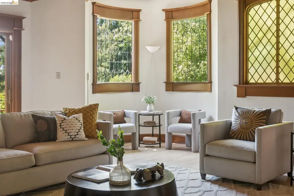 1090 Cragmont Avenue Berkeley CA 94708
