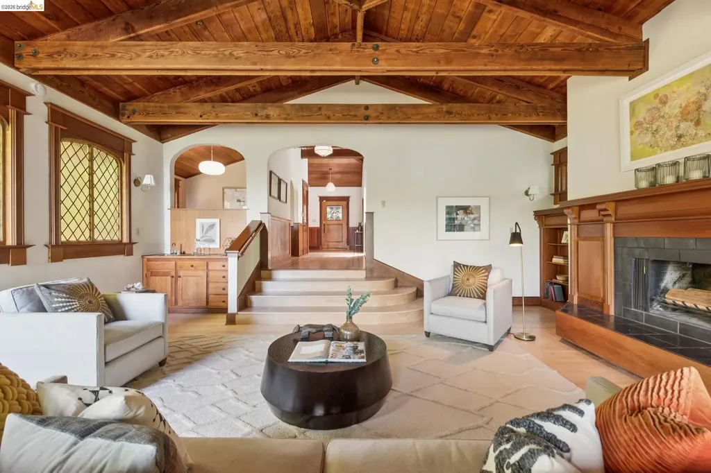 1090 Cragmont Avenue Berkeley CA 94708