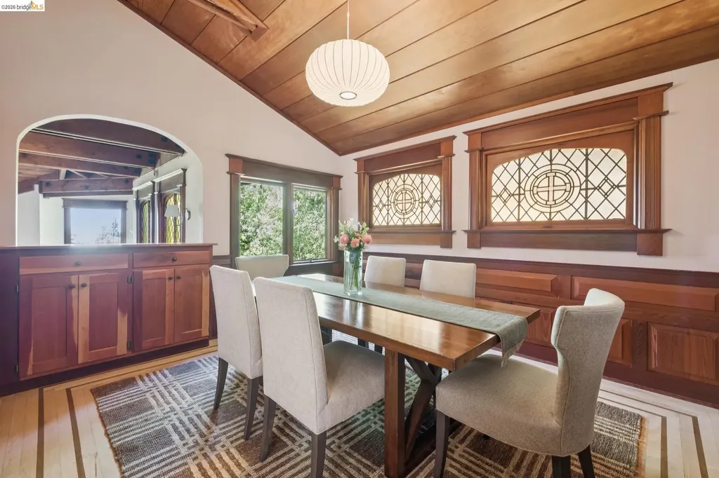 1090 Cragmont Avenue Berkeley CA 94708