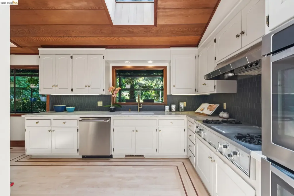 1090 Cragmont Avenue Berkeley CA 94708