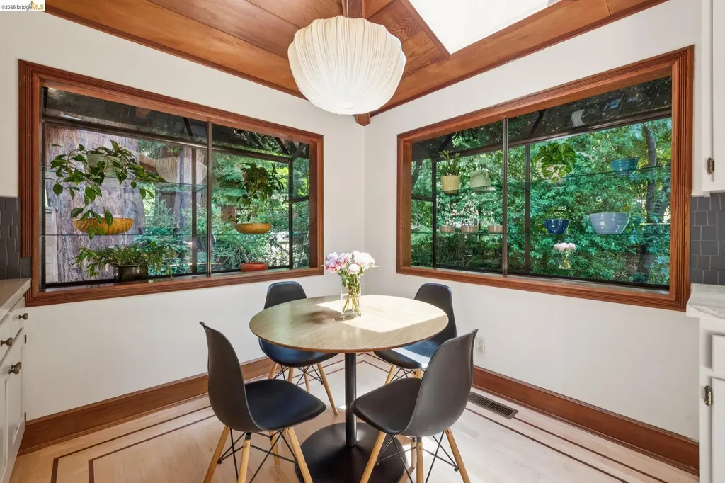 1090 Cragmont Avenue Berkeley CA 94708