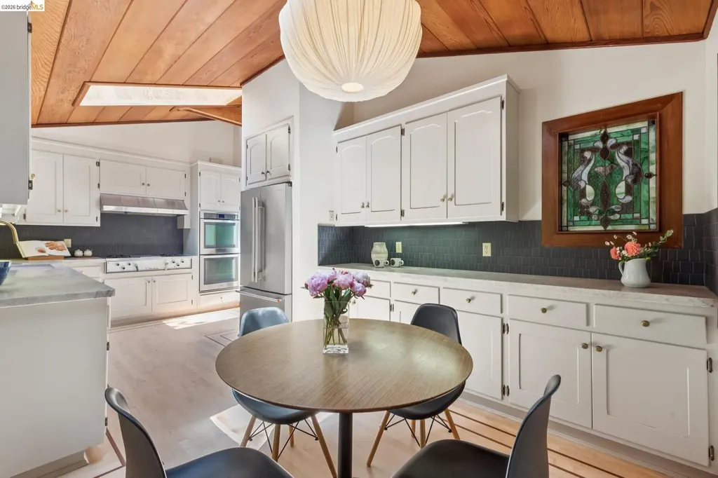 1090 Cragmont Avenue Berkeley CA 94708