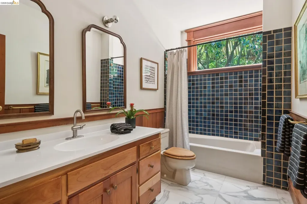 1090 Cragmont Avenue Berkeley CA 94708