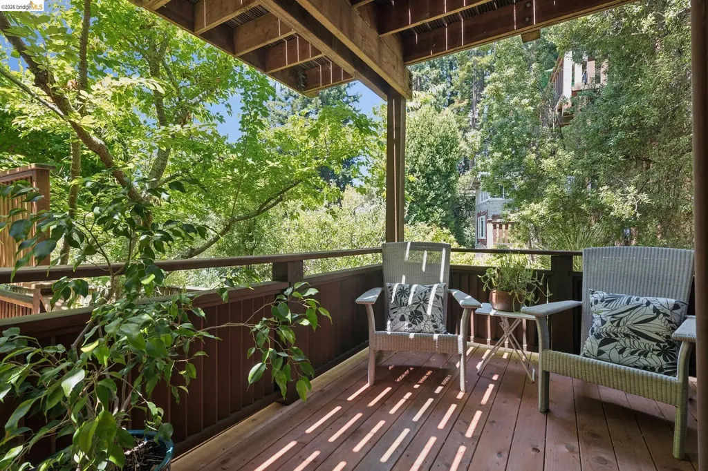 1090 Cragmont Avenue Berkeley CA 94708