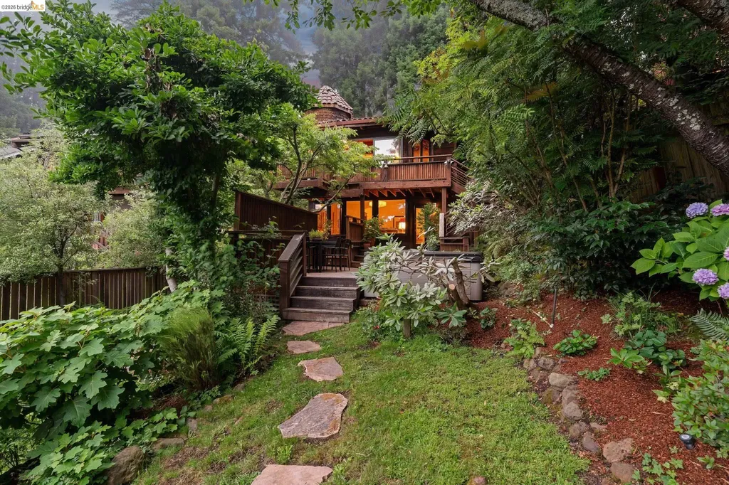 1090 Cragmont Avenue Berkeley CA 94708